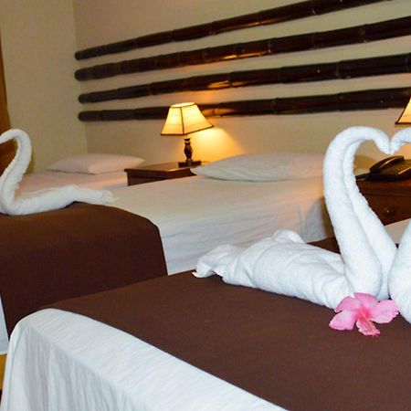 Chanchamayo Inn Hotel ลาเมอร์เคด ภายนอก รูปภาพ
