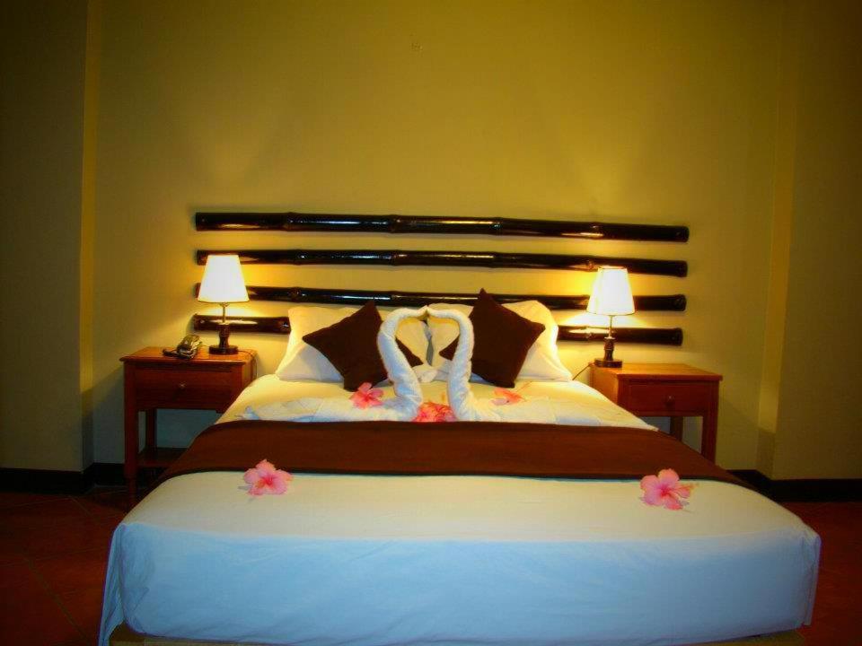 Chanchamayo Inn Hotel ลาเมอร์เคด ภายนอก รูปภาพ